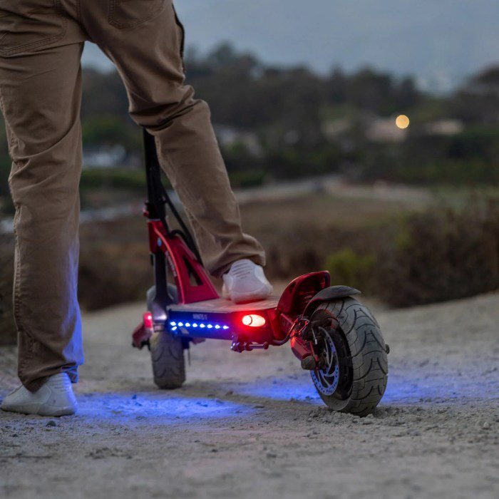 Kaabo Mantis 10 Lite Electric Scooter - Image 11