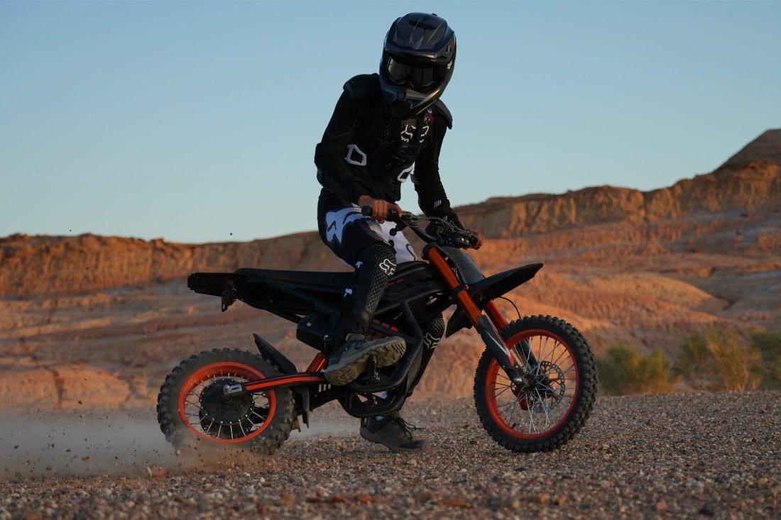 GT54 Electric Mini Motorbike for Kids And Adults - Image 3