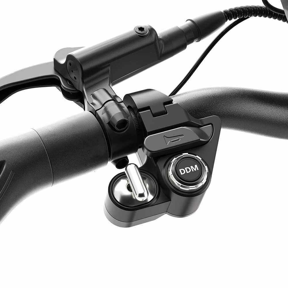 Ausom DT2 Pro handlebar controls — horn button and DDM dual-motor switch