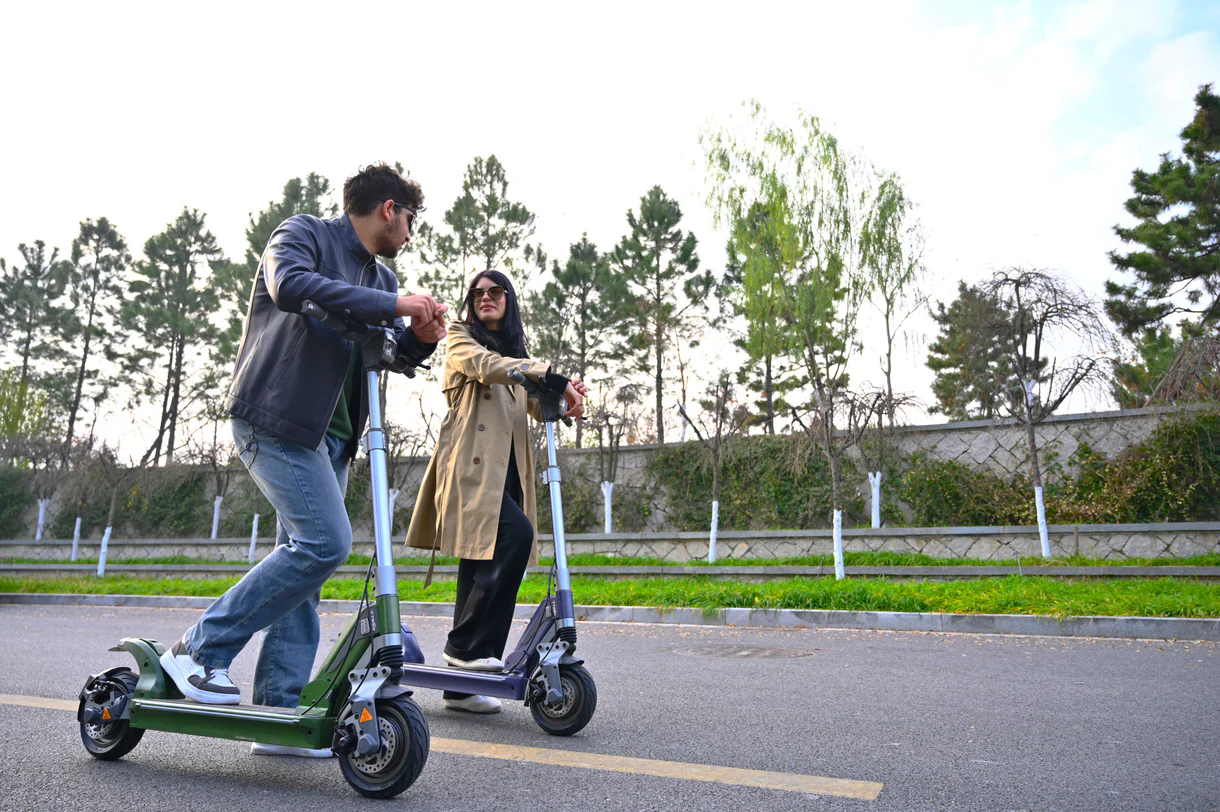 ETWOW TankTorq TK2 Dual Motor Electric Scooter - Image 3