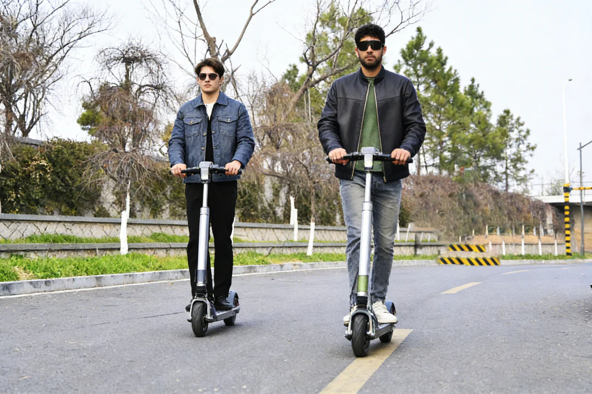 ETWOW TankTorq TK2 Dual Motor Electric Scooter - Image 2