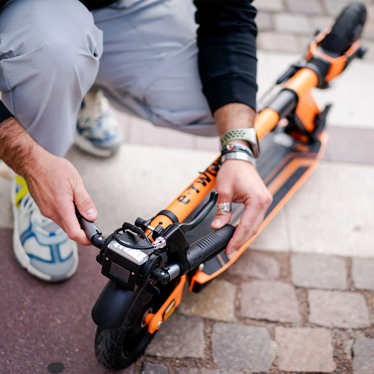 ETWOW GT Sport Electric Scooter - Image 3