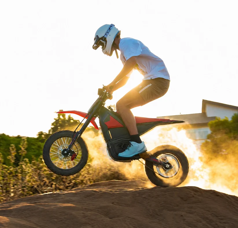 Wilson's MX35 Electric Dirt Bike - Image 11