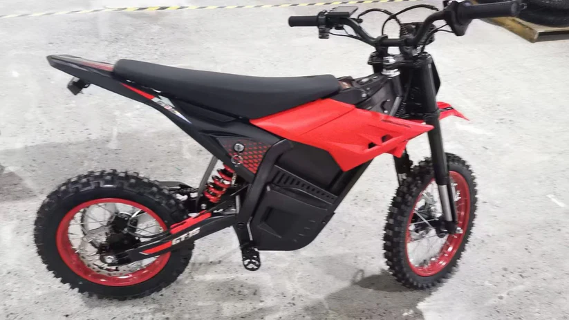 Wilson's MX35 Electric Dirt Bike - Image 5