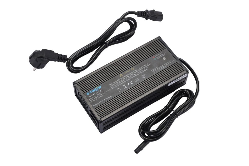 E-TWOW TankTorq charger 4A