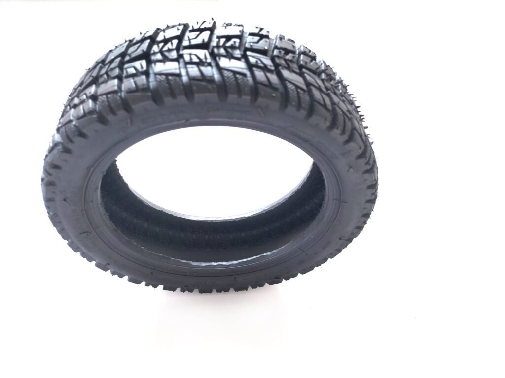 TK5 off-road tire, side view