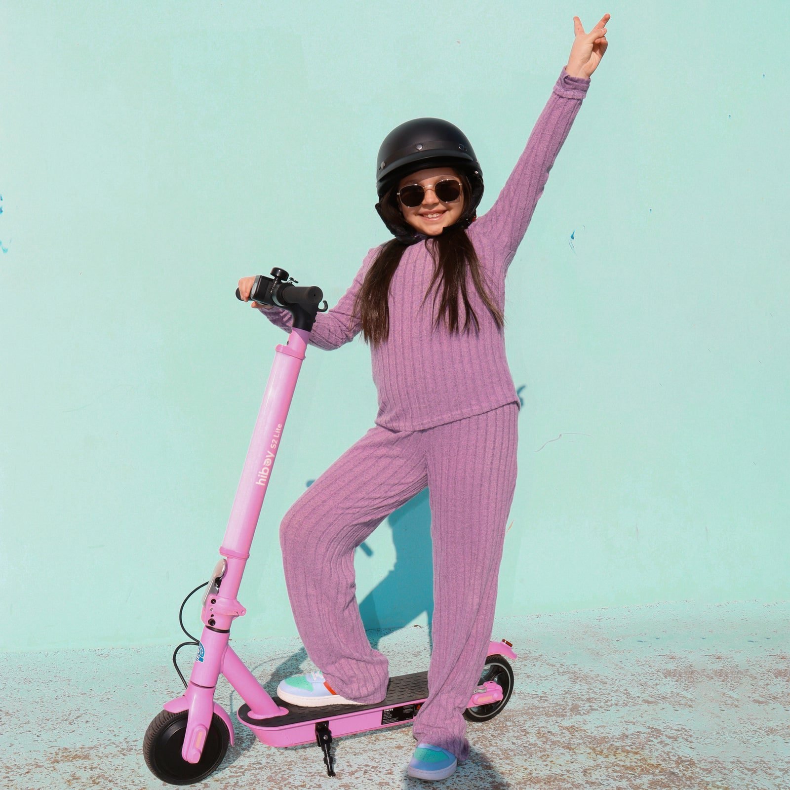 Hiboy S2 Lite electric scooter, out riding