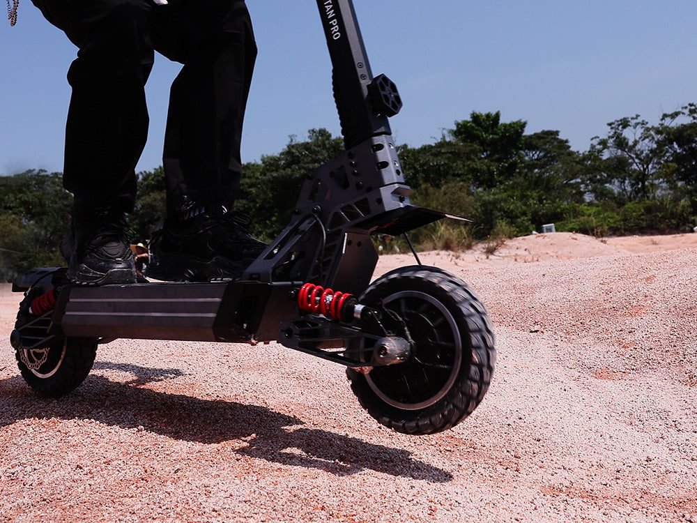 Hiboy TITAN PRO: Hydraulic brakes and dual suspension