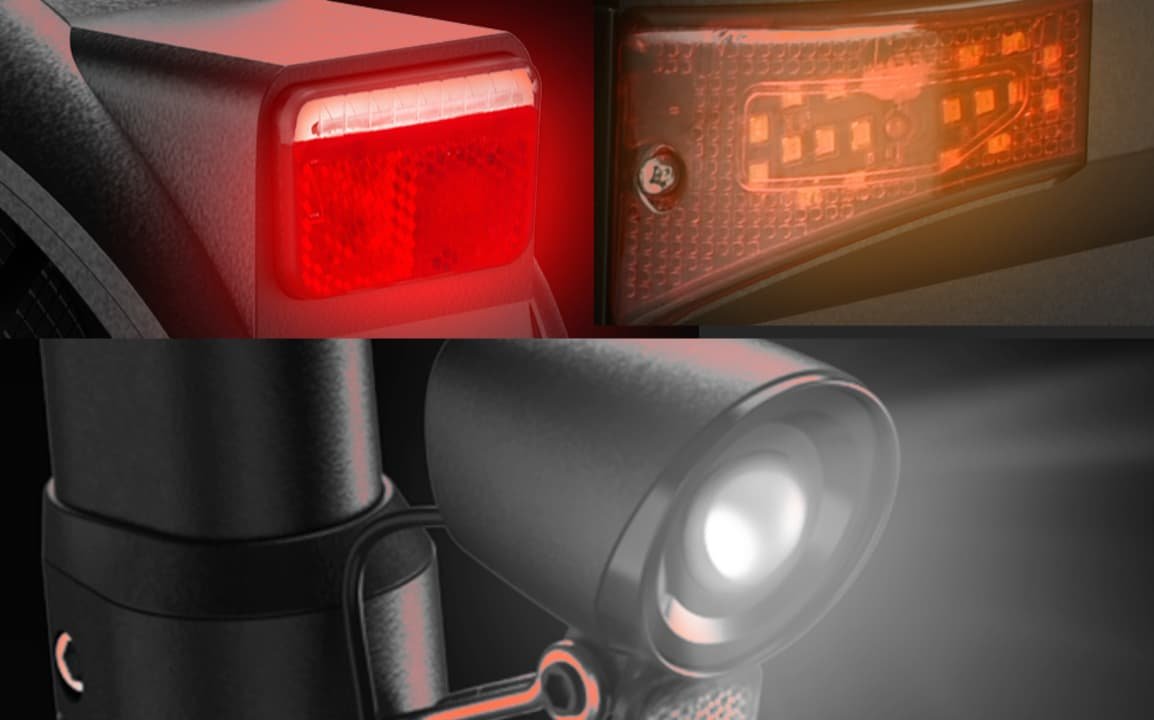 JOYOR T10 headlight and turn signals at night