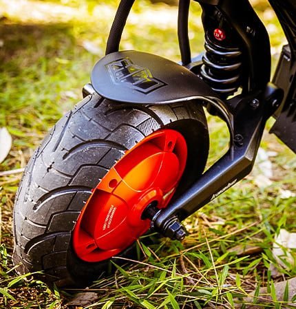 Dual shocks and tires