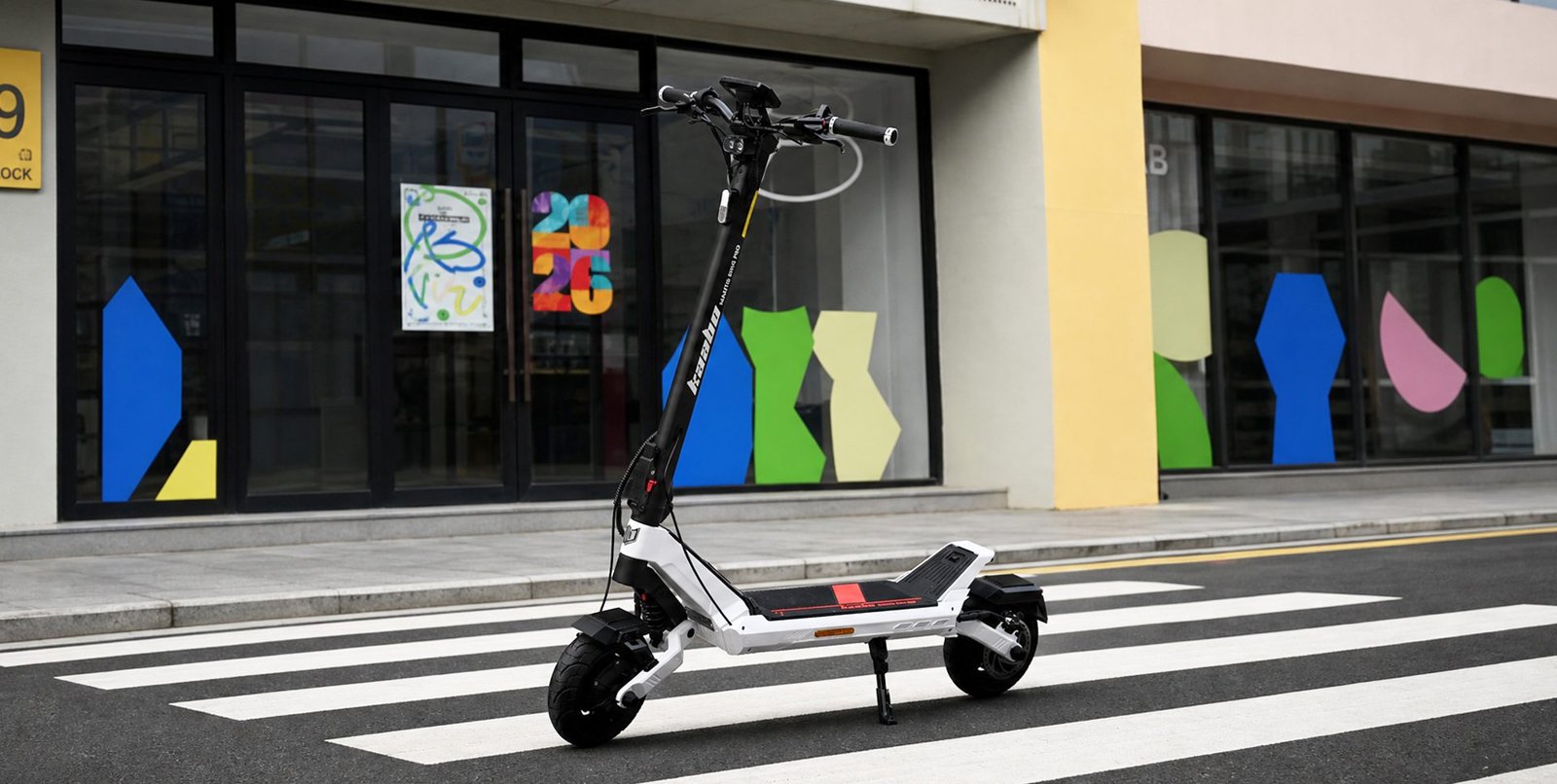 Kaabo Mantis King Pro electric scooter cyber Mecha design