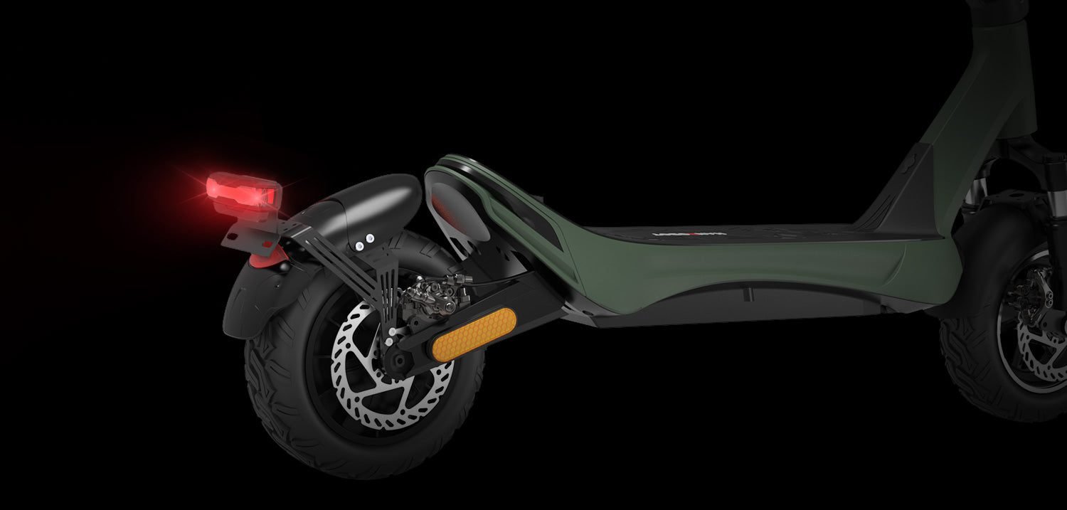 Fender-mounted tail light