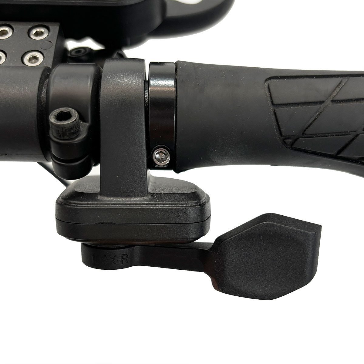 Thumb throttle and adapter cable