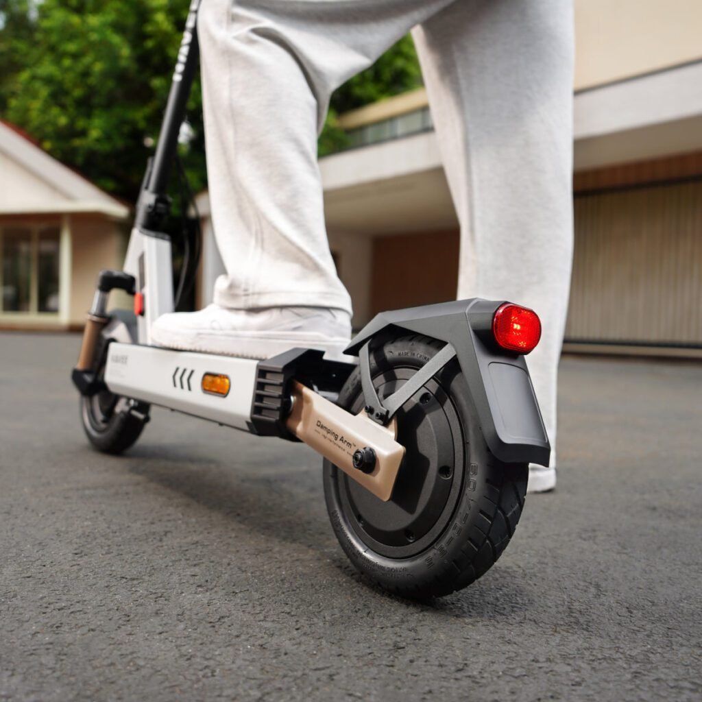 NAVEE G5 Max electric scooter, photo 5