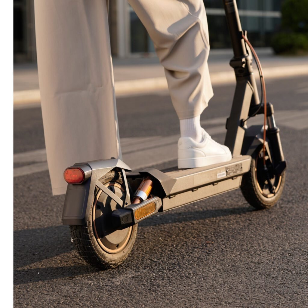 NAVEE GT3 electric scooter, photo 9