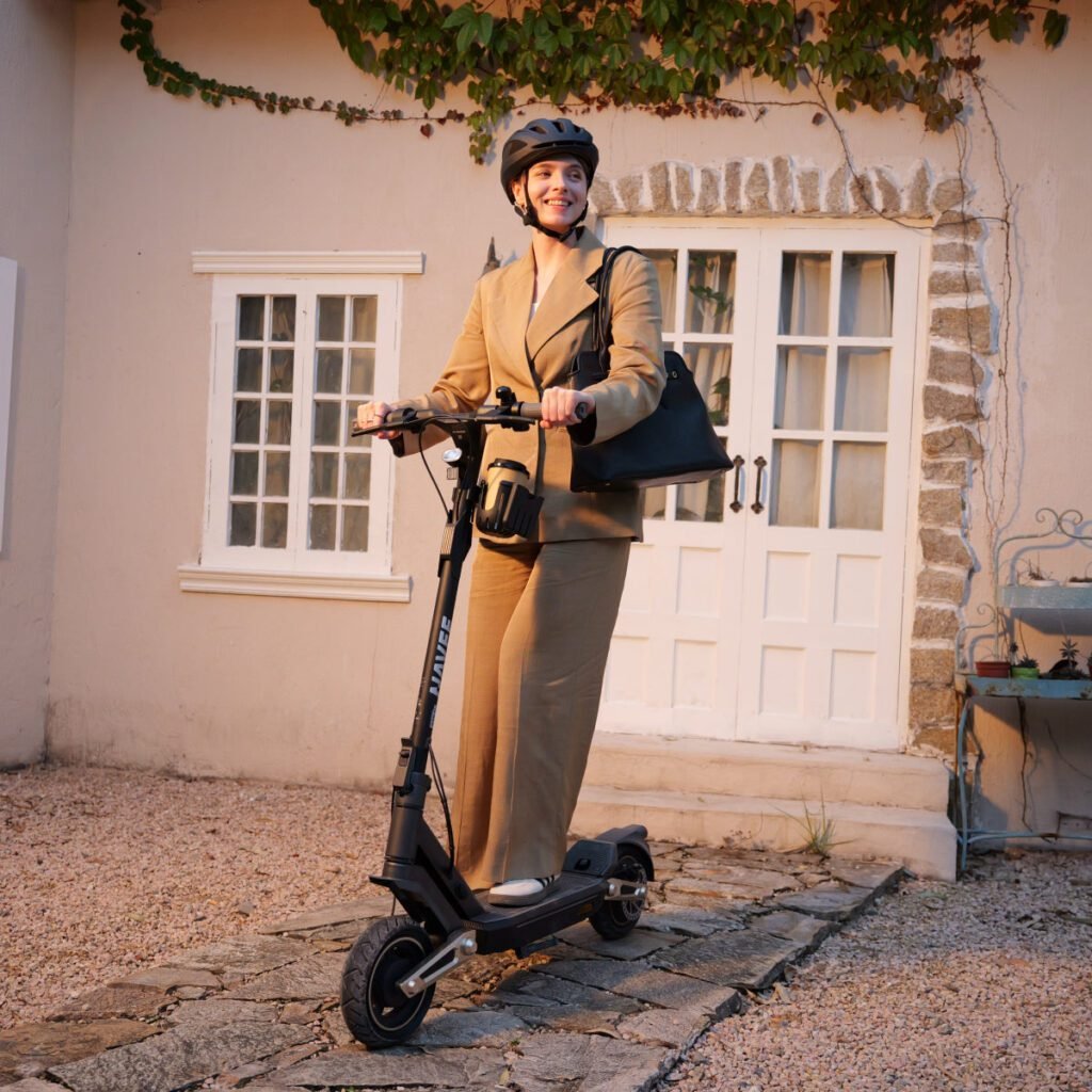 NAVEE ST3 electric scooter, photo 5