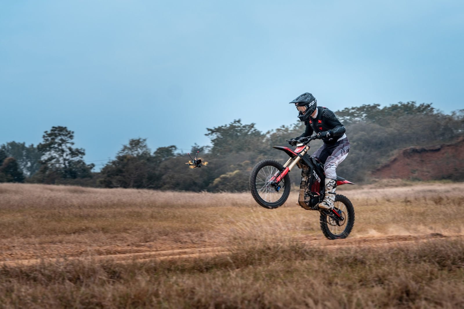 Storm X electric dirt bike, feature 8