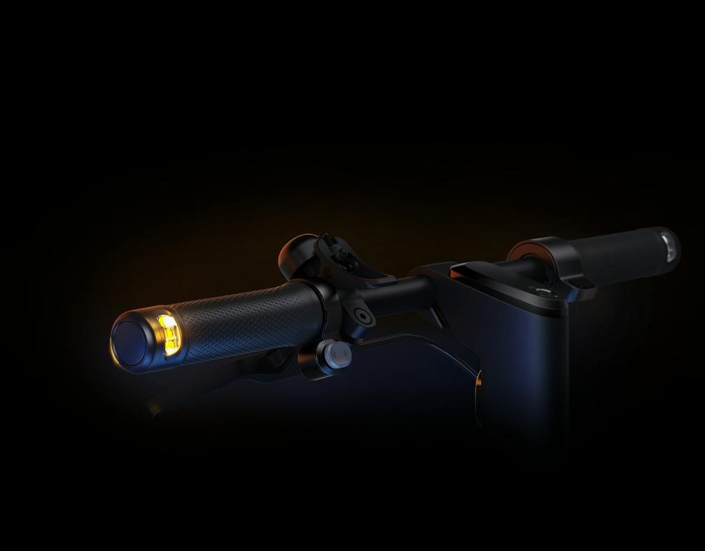 Segway F2 Pro turn signals at night