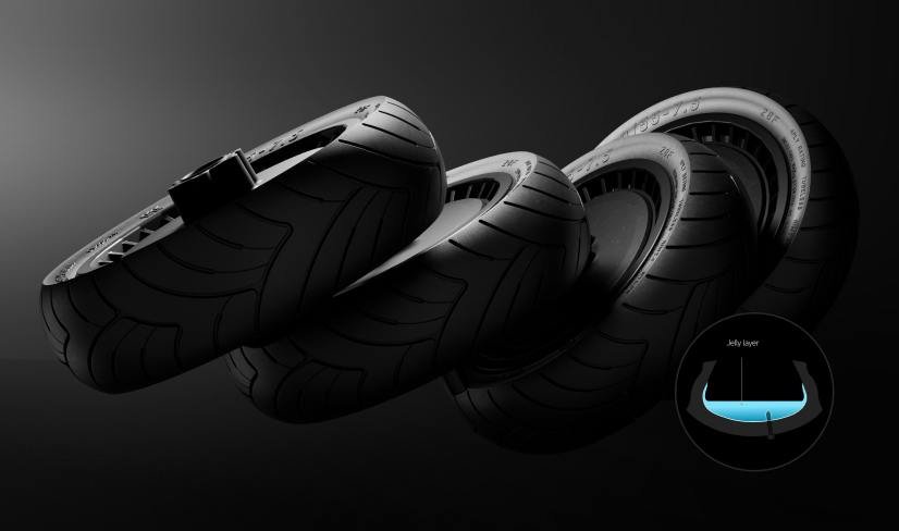 Self-sealing tire tread