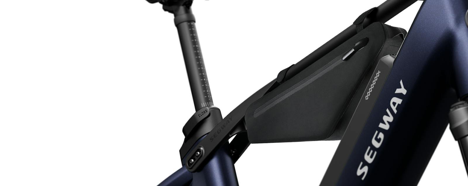 Accessory mounted on the top tube