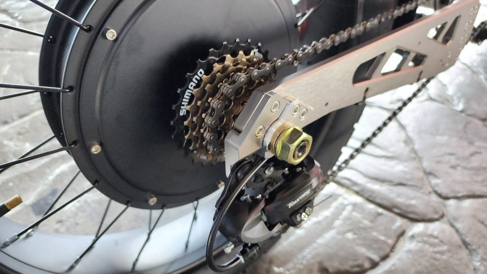 WEPED F1 electric bike shimano 7-speed gears and derailleur